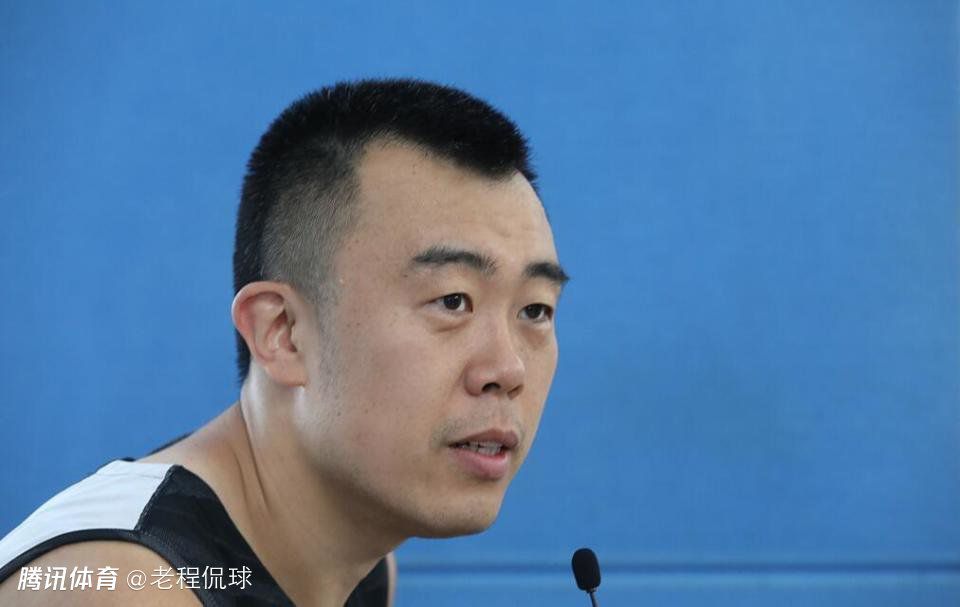 美女被啪啪