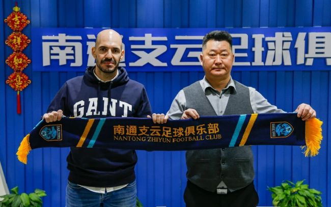 亚洲三级黄色片